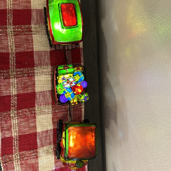 Vintage styled battery operated LED Holiday Train! Comes with original box! - Picture 8 of 8